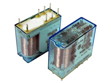 Relé 24V   2 x 230V/5A