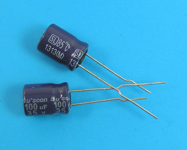 100uF/35V - 85°C Suscon  SL   kondenzátor elektrolytický