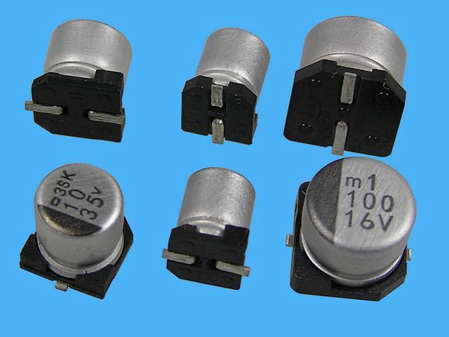 10uF/16V - 105°C SMD   kondenzátor elektrolytický SMD
