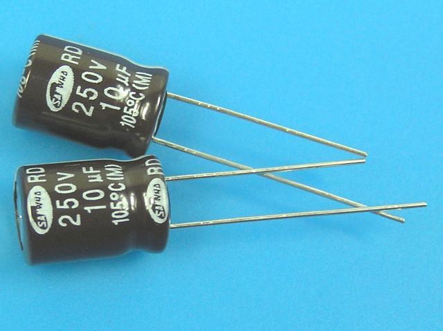 10uF/250V - 105°C Samwha RD   kondenzátor elektrolytický