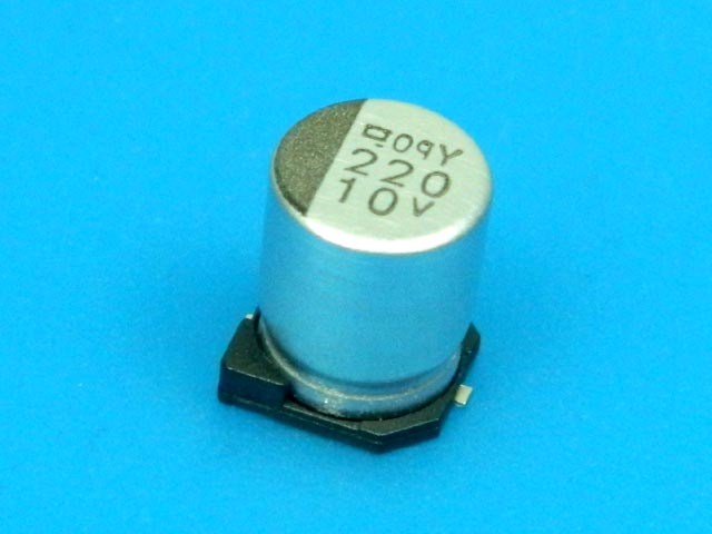 220uF/10V - 105°C SMD kondenzátor elektrolytický SMD