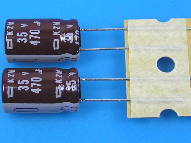 470uF/35V - 105°C Nippon  KZM   kondenzátor elektrolytický low ESR, long life, high ripple current