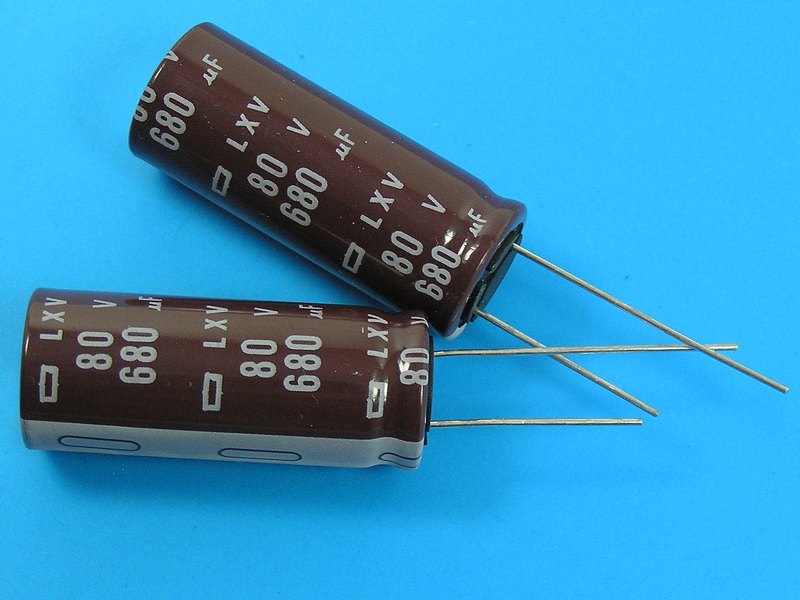 680uF/80V - 105°C Nippon  LXV kondenzátor elektrolytický, low ESR, long life, high ripple current