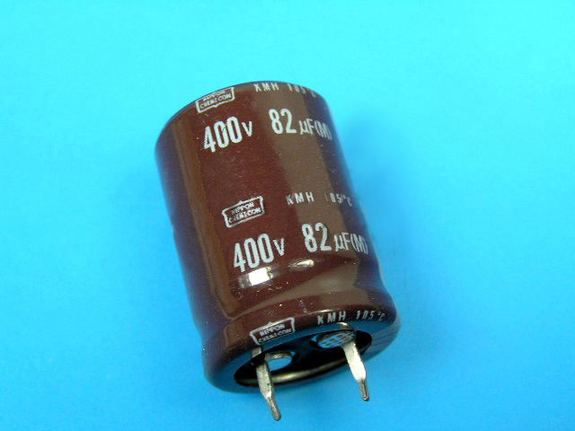 82uF/400V - 105°C Nippon KMH kondenzátor elektrolytický
