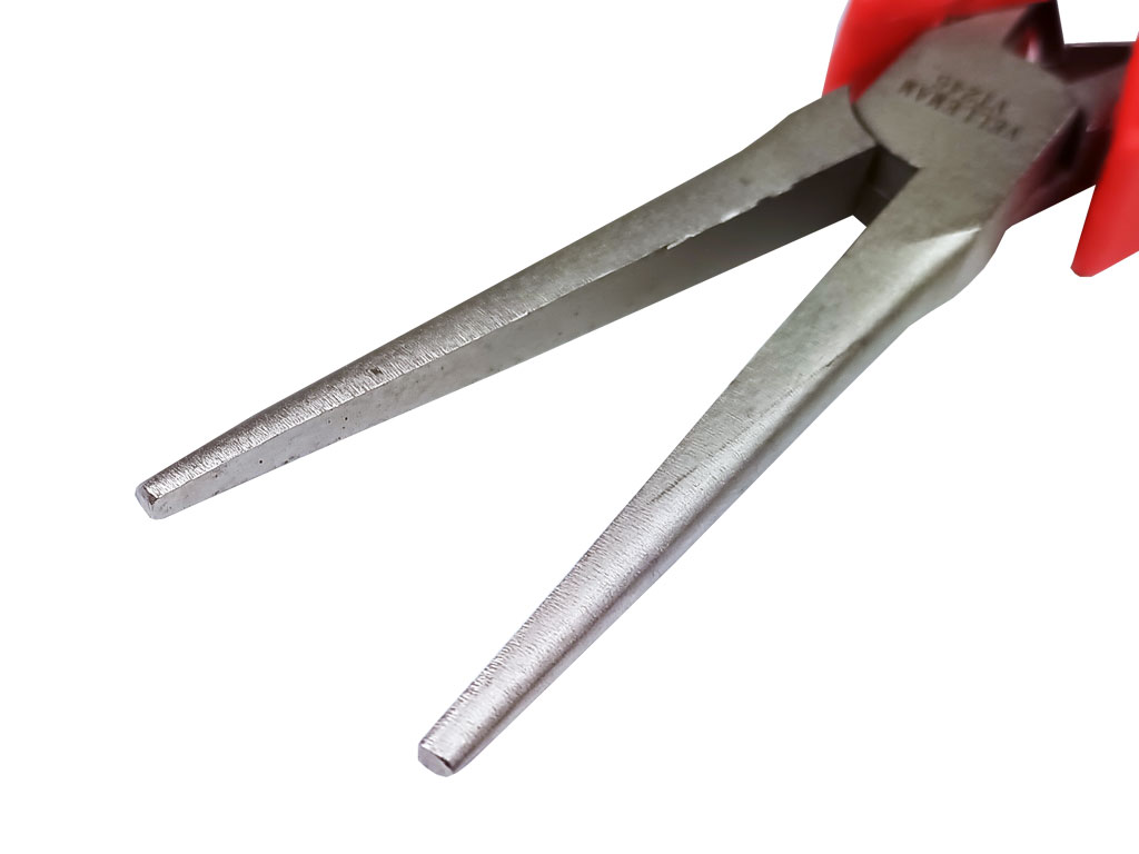 Kleště špičaté, přímé, prodloužené, izolované s pružinou, 150mm