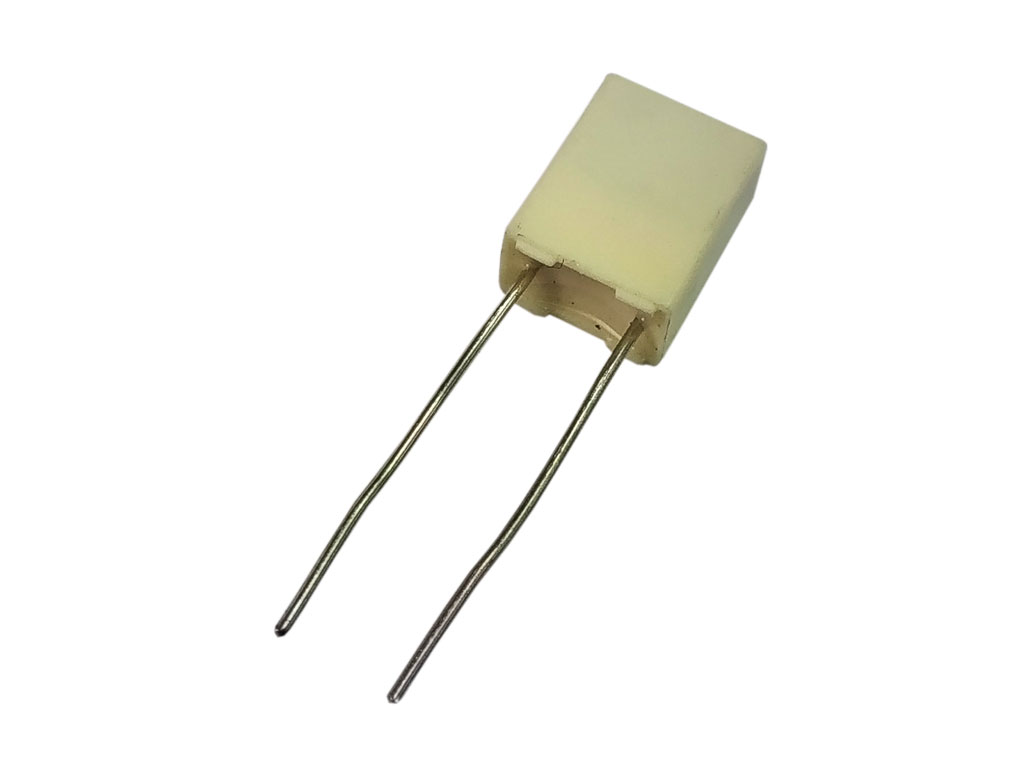 Kondenzátor fóliový 680nf / 40V AC, 63V DC, MKT, ±10%, polyester ( 684, 684J, 0.68uf ) RM= 5.0mm