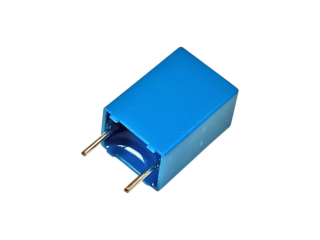 Kondenzátor fóliový 680nf / 63V AC, 100V DC,  MKT, ±10%,  polyester ( 684, 684J, 0.68uf ) RM= 5.0mm