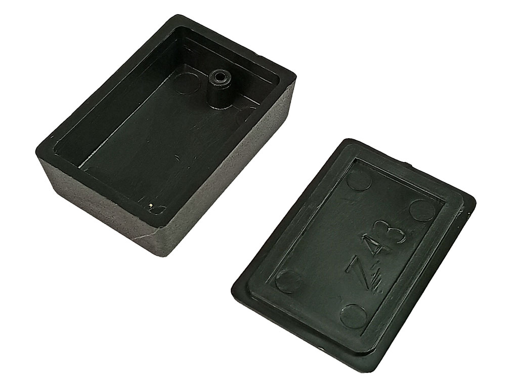 Krabička plastová, dvoudílná KP 32