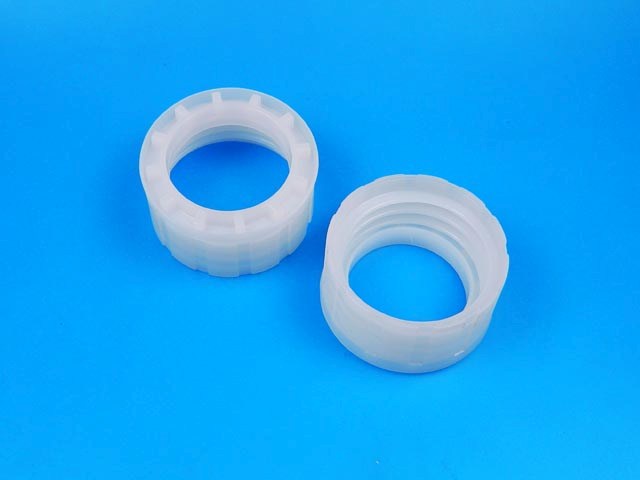 Kroužek k uchycení hadice v hubici - závit