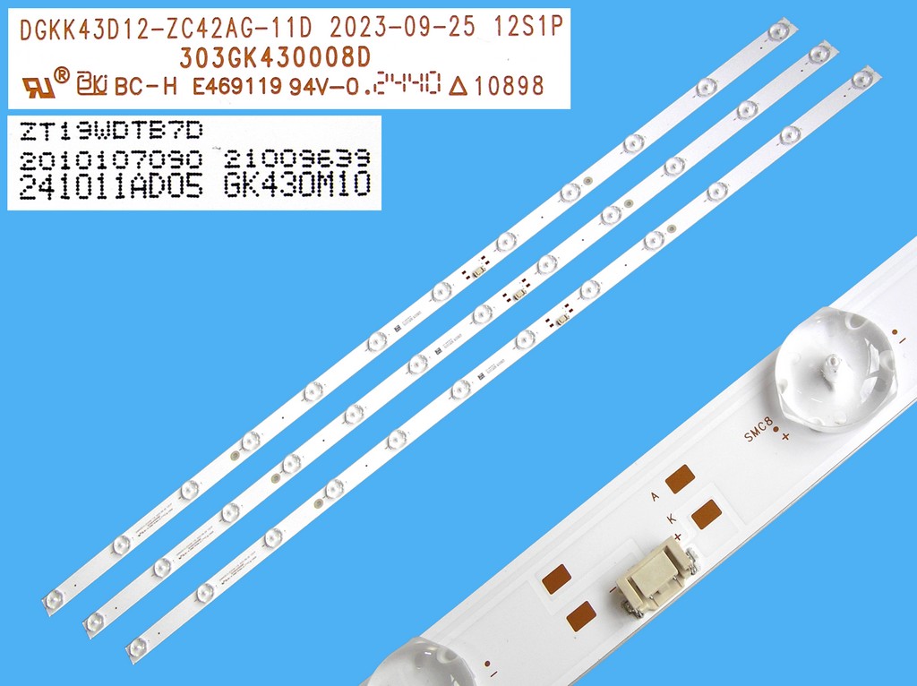 LED podsvit 806mm GK430M10 celkem 3 pásky / LED Backlight 12 D-LED  DGKK43D12-ZC42AG-11D / 303GK430008D