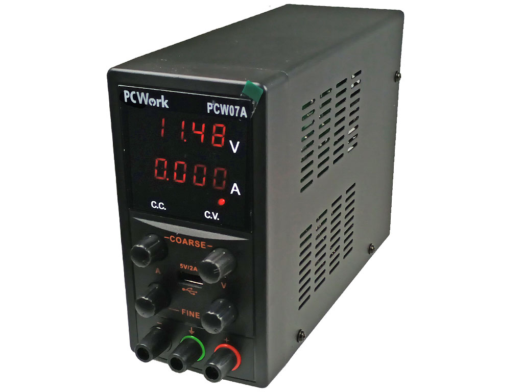 Laboratorní napájecí zdroj PCW07A DC 0–30 V / 0-5 A, CV/CC, USB 5 V / 2 A