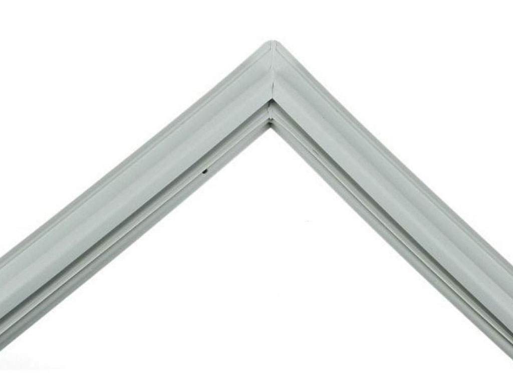 Magnetické těsnění dveří mrazáku do lednice C00875583 BEKO / GRUNDIG / ARCELIK, originál