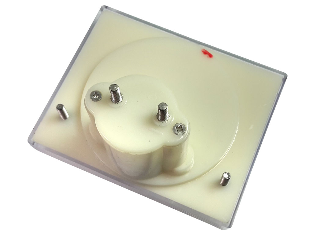 Měřidlo analogové panelové 15V DC 80 x 65mm