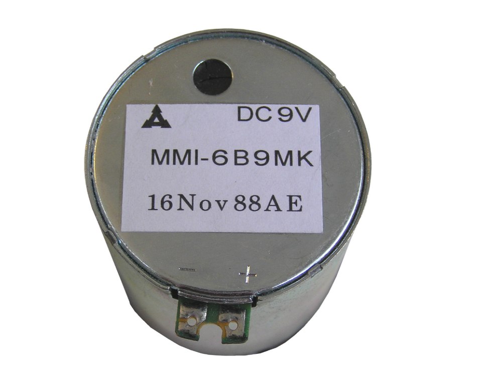Motor magnetofonu 9V CCW levotočivý velký - Mitsumi MMI-6B9MK 