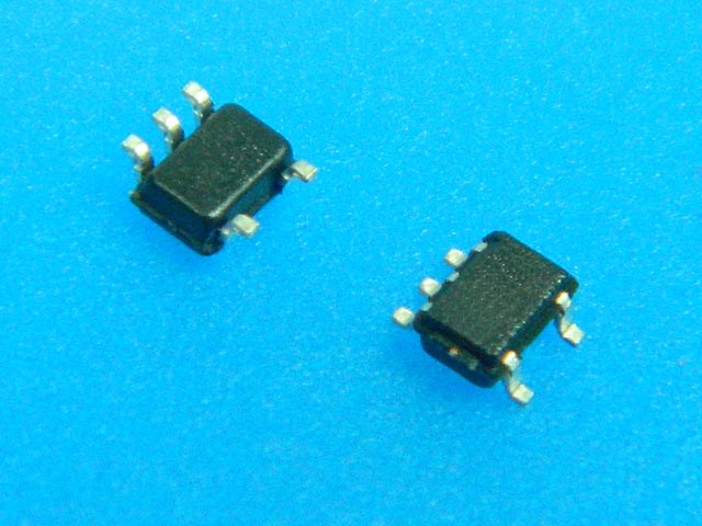 NCP502SQ36T      pouzdro SC70-5