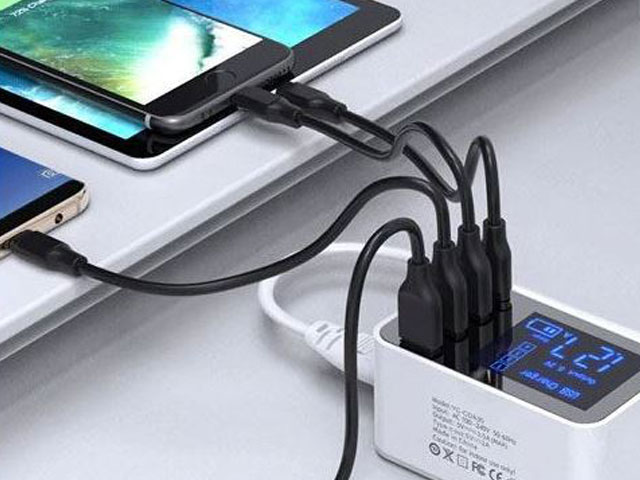 Nabíječka USB YC-CDA30, 4x USB 5V / max 2.4A s displejem