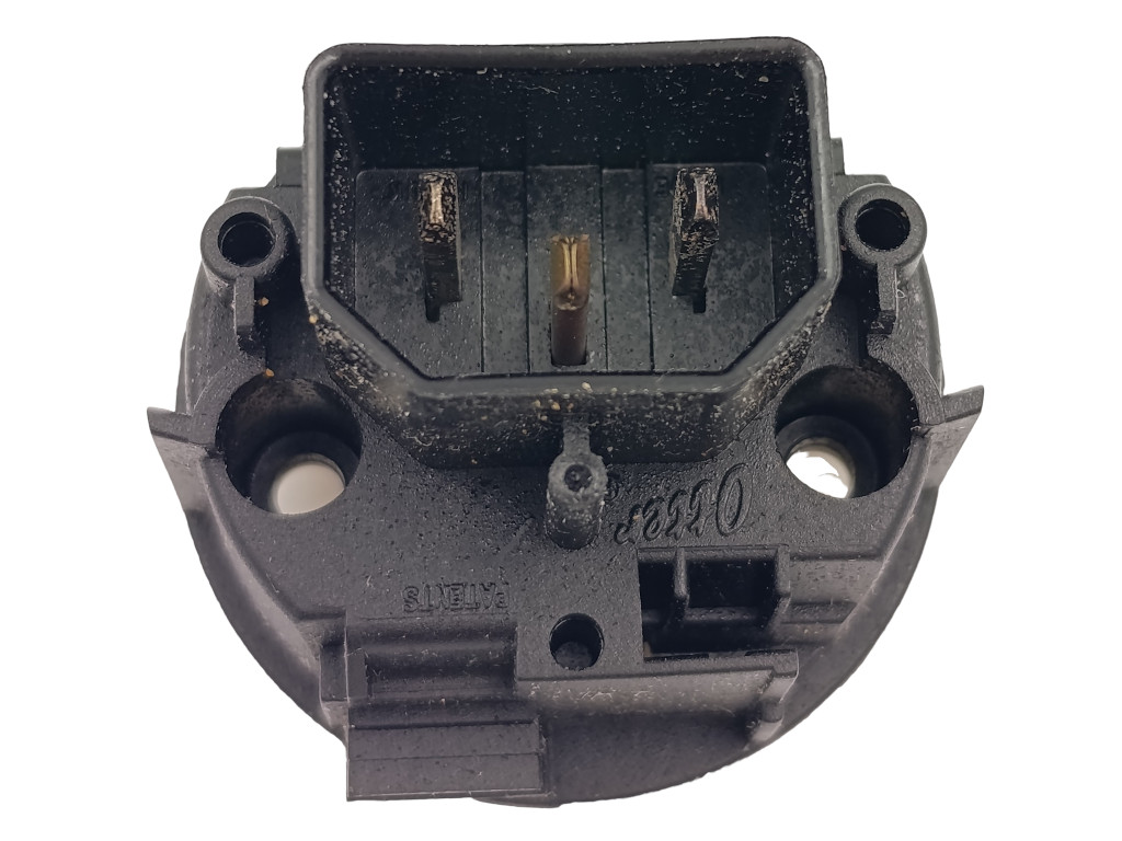 Připojovací konektor s bimetalovým vypínáním varné konvice Eta 018179010