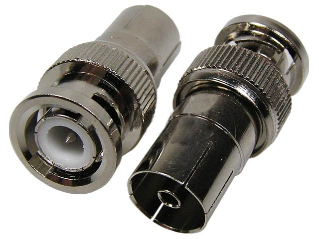 Redukce konektoru BNC / IEC samec / samice 