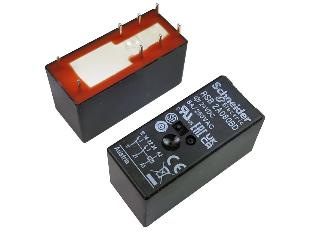 Relé 24V  2 x 250V / 8A  RSB2A080BD Schneider Electric