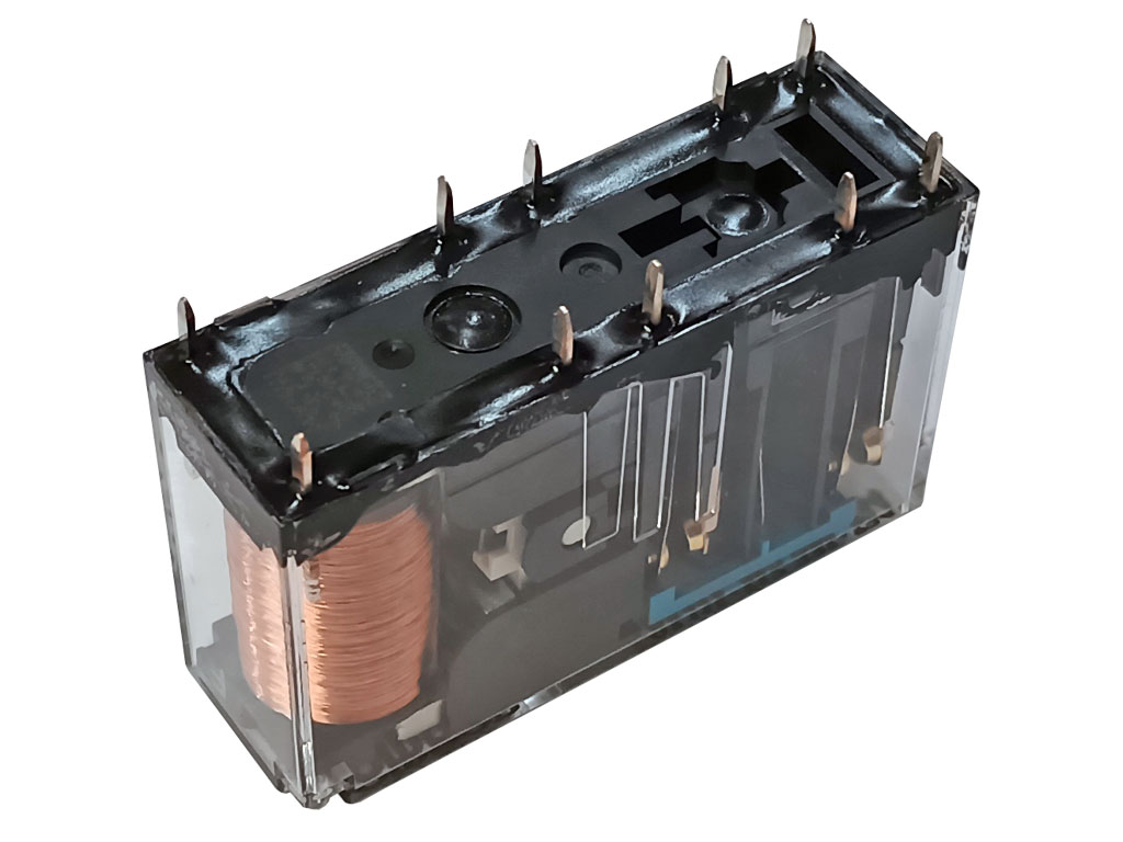 Relé 24V 3 x 250V / 6A G7SA-3A1B 24VDC Omron