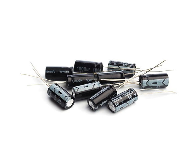 Sada elektrolytických kondenzátorů 120 ks, 1 uF - 1000 uF, Whadda K/CAP2