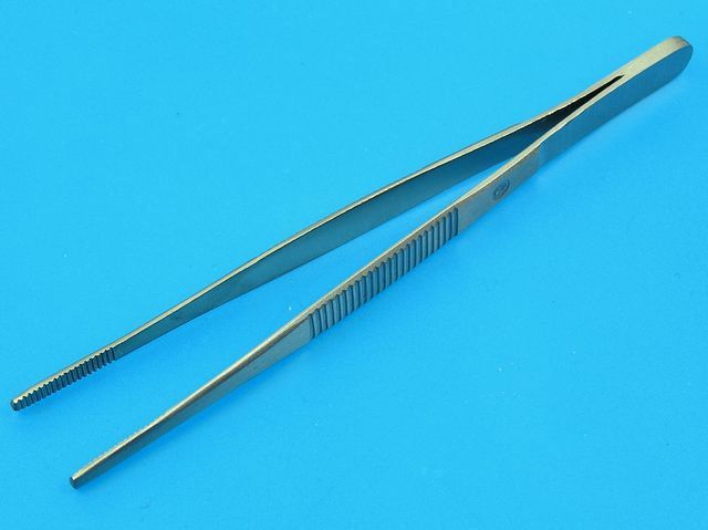 Servisní nářadí - pinzeta chirurgická 140mm plochá pro běžnou práci