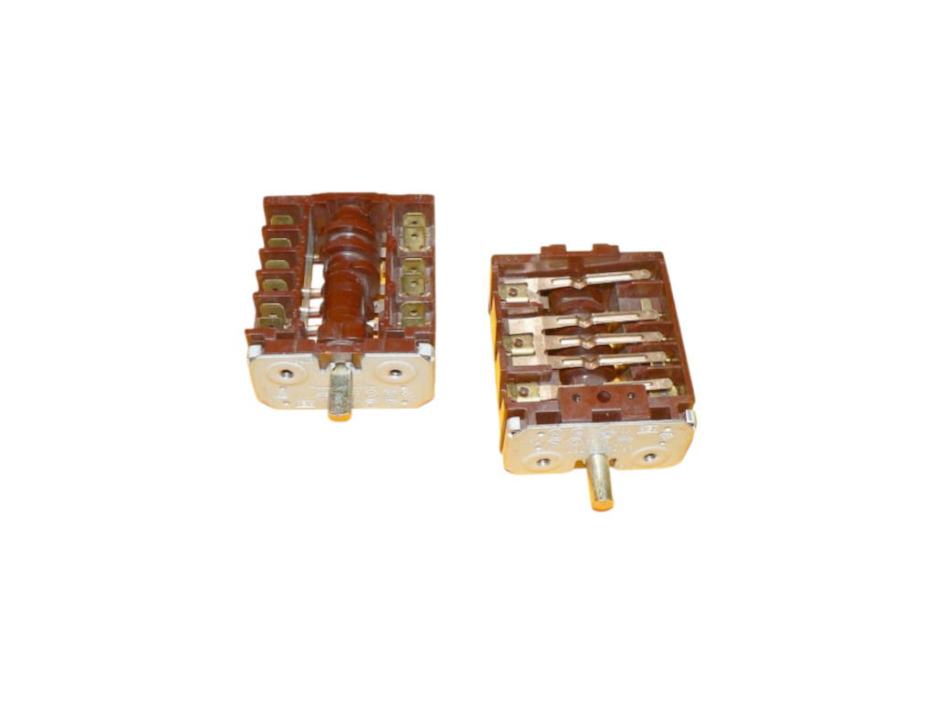 Spínač otočný ETA 0616 01050