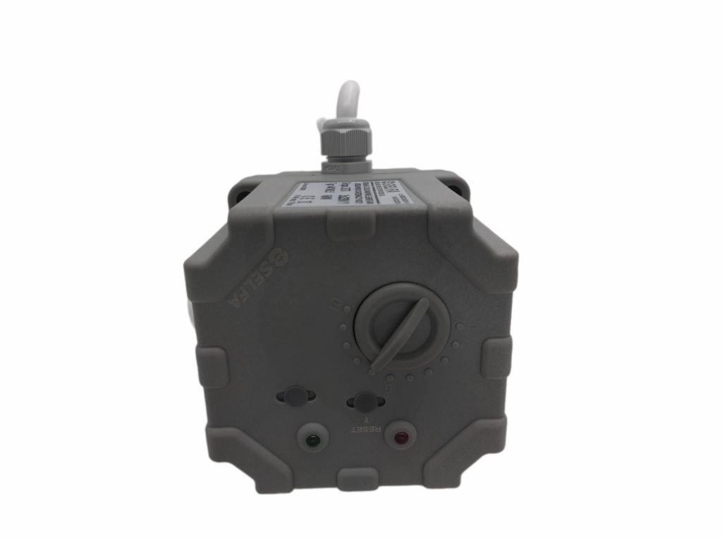 Topné těleso 6000W 3x230V s termostatem závit G 6/4"