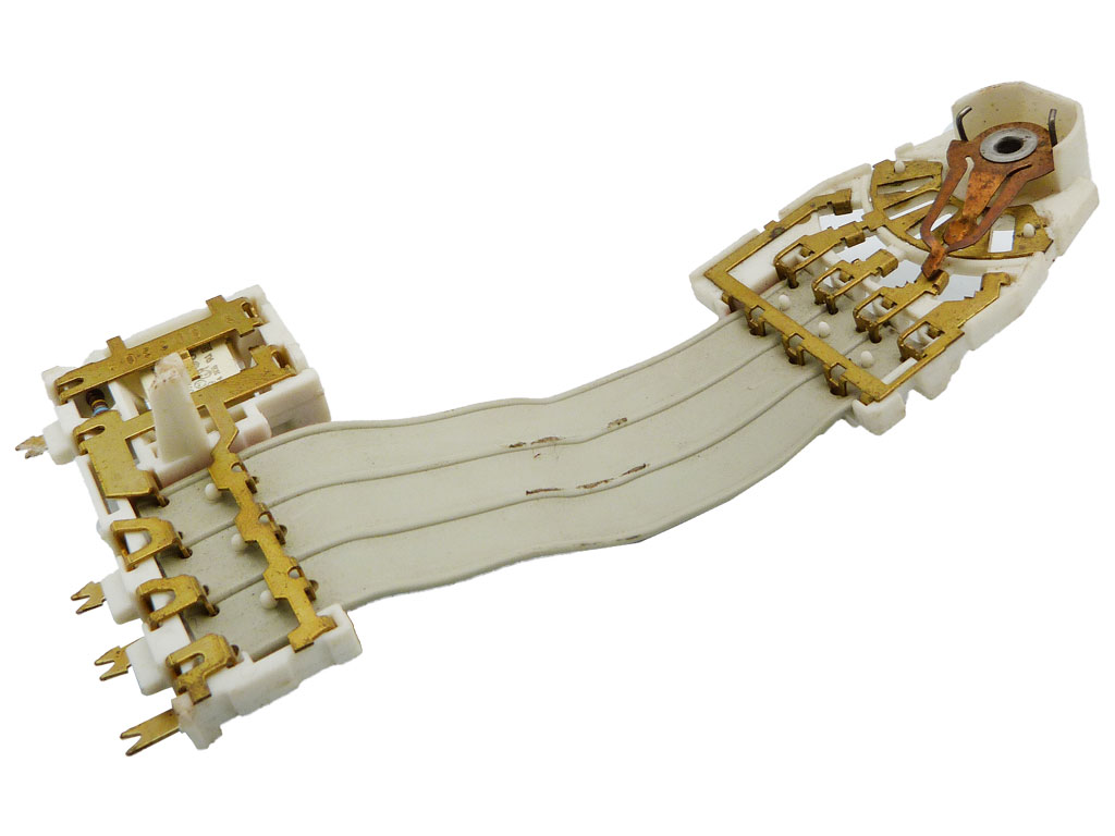 Vypínač s vodiči robot ETA 2023 01030