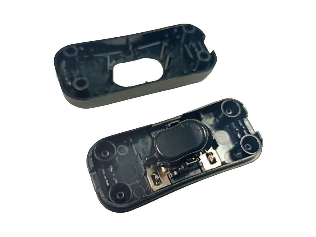 Vypínač šňůrový kolébkový 250V/2A černý