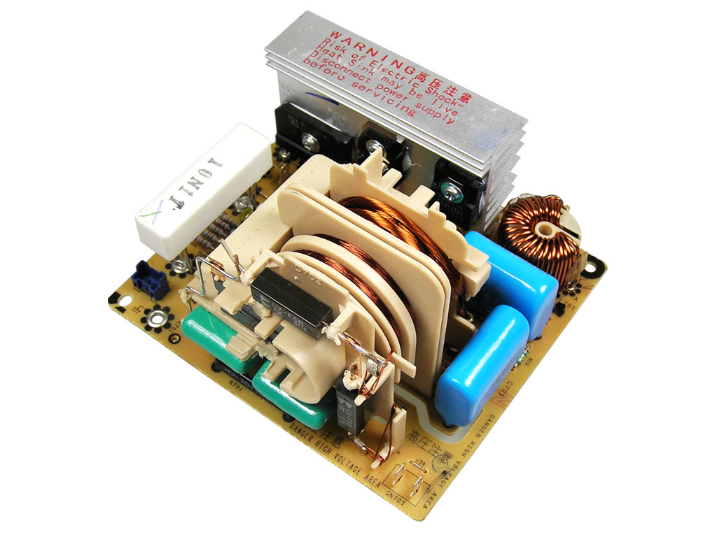 Vysokonapěťový ULTRA INVERTOR E606YM300XN / M3FFZZ000BP