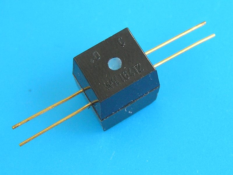 WK16412  originál Tesla / WK16412-4  modrá tečka