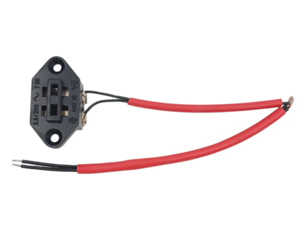 Zásuvka vestavná T85